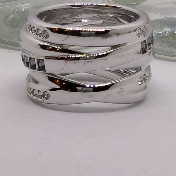 Swarovski Dynamic Crystal Ring - Picture 6 of 9